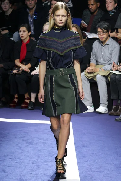 Look 50